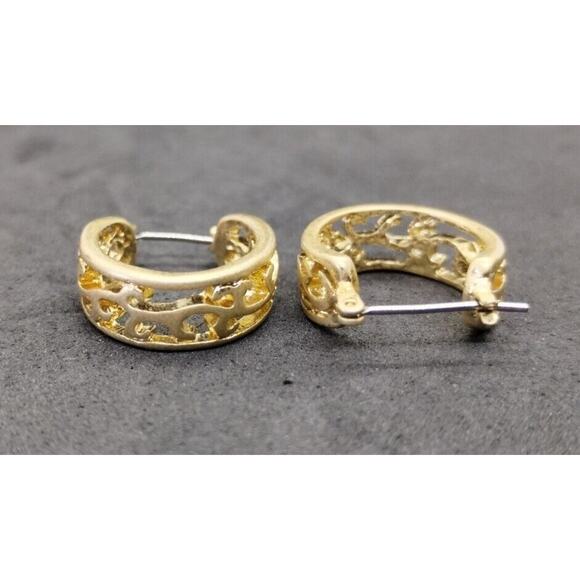 Gold Tone Hinged Hoop Earrings - Pierced - Picture 5 of 6